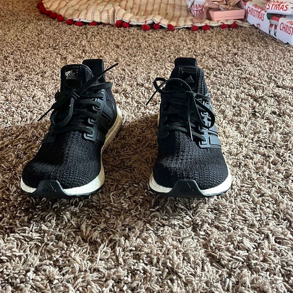 Adidas ultra boost— size 8